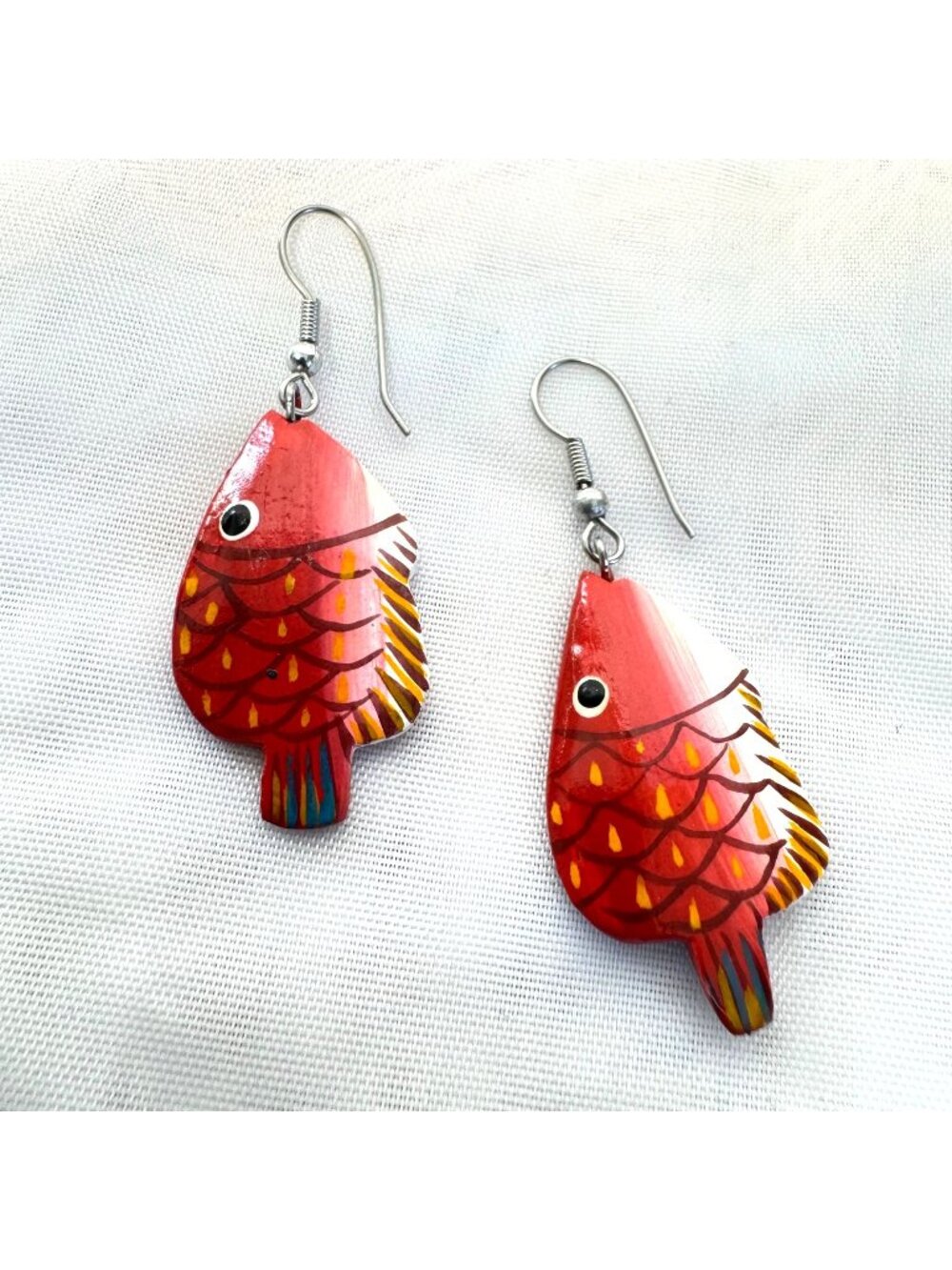 Antique 1980's Lightweight Wood Painted Fish Dangle Earrings Size 2'' Length